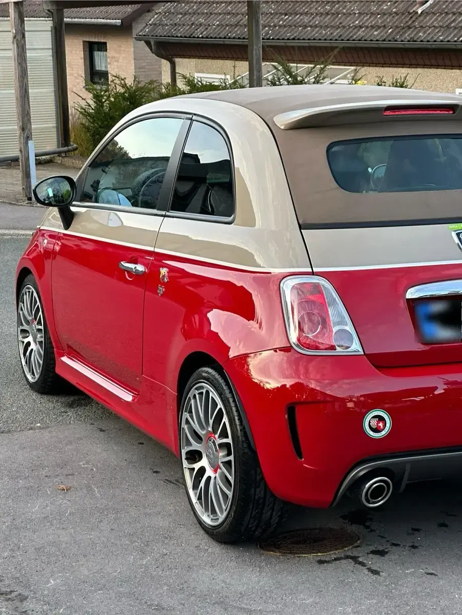 Usado Abarth 595C 160 HP (117 kW) 2014 Vermelho Cabrios