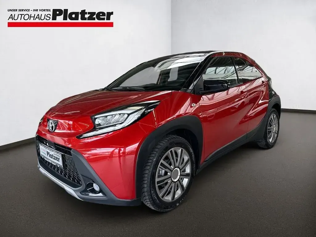 Gebraucht Toyota Aygo X X-plore 72 PS (52 kW) 2022 Braun SUV