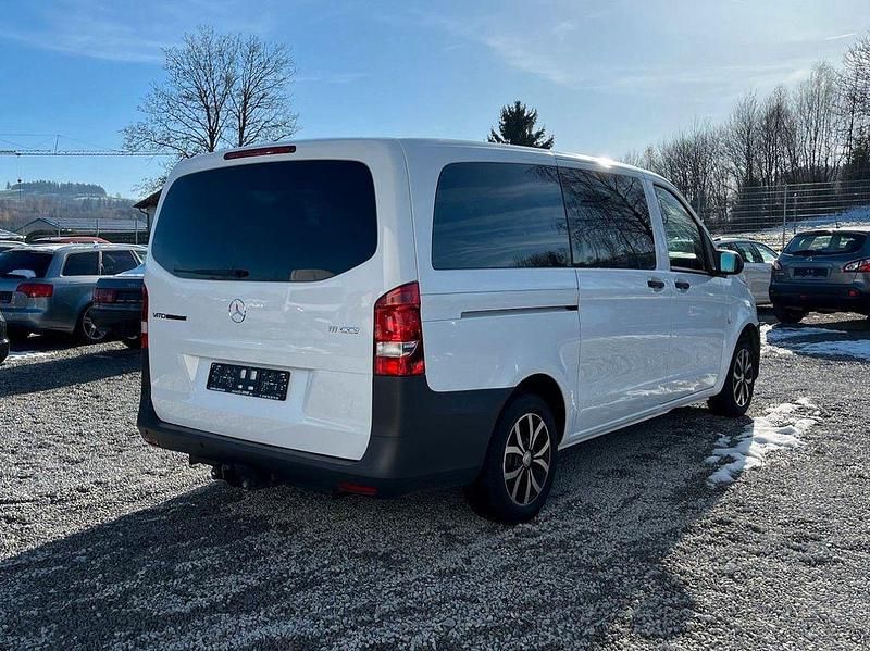 Gebraucht Mercedes Vito 114 PS (83 kW) 2017 Weiß Van