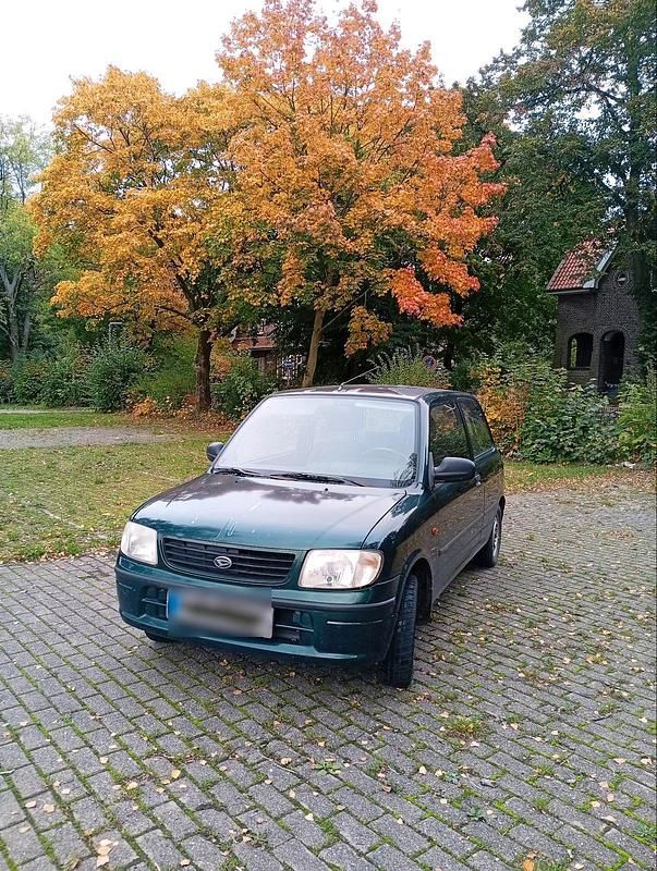 Grün Gebraucht 2001 Daihatsu Cuore Kleinwagen | 750 € (Guter Preis) - Bild 1/4