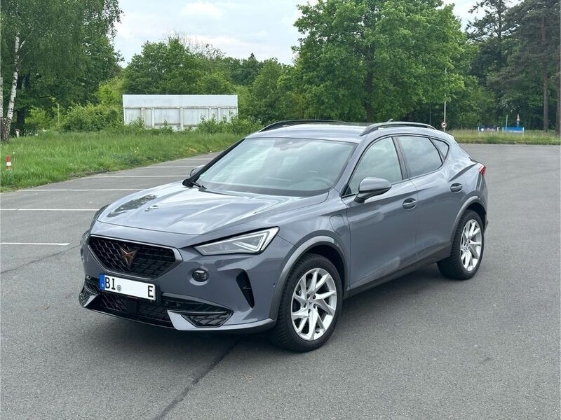 Grau Gebraucht 2023 Cupra Formentor VZ SUV | 31.900 € (Fairer Preis) - Bild 1/4