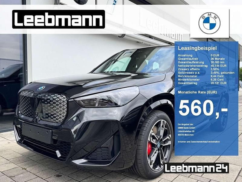 Schwarz Gebraucht 2025 BMW iX1 M Sport SUV | 48.485 € (Superpreis) - Bild 1/4