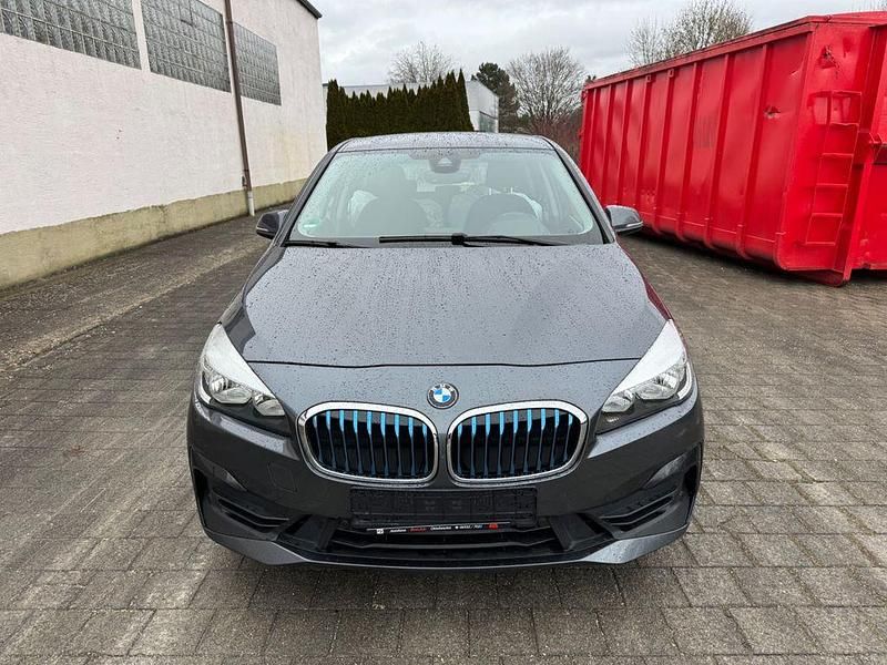 Gebraucht BMW 225 Advantage 136 PS (100 kW) 2018 Grau Kombi