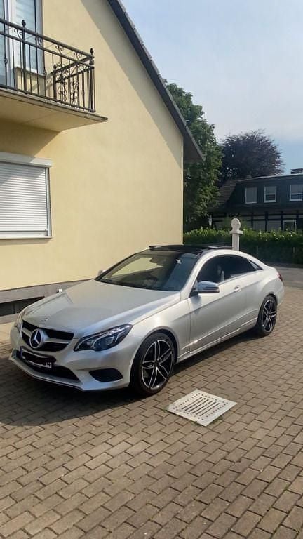 Silber Gebraucht 2014 Mercedes E250 Sport Coupé | 14.500 € (Superpreis) - Bild 1/4