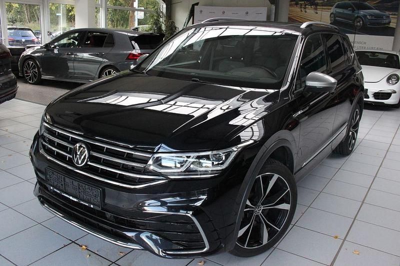 Deep black Gebraucht 2023 VW Tiguan Allspace R-line SUV | 39.890 € (Fairer Preis) - Bild 1/4