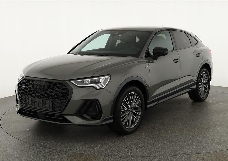 Chronosgrau metallic Neu 2025 Audi Q3 Sportback S-Line SUV | 50.495 € (Superpreis) - Bild 1/4
