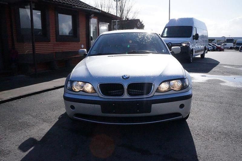 Gebraucht BMW 318 143 PS (105 kW) 2001 Limousine