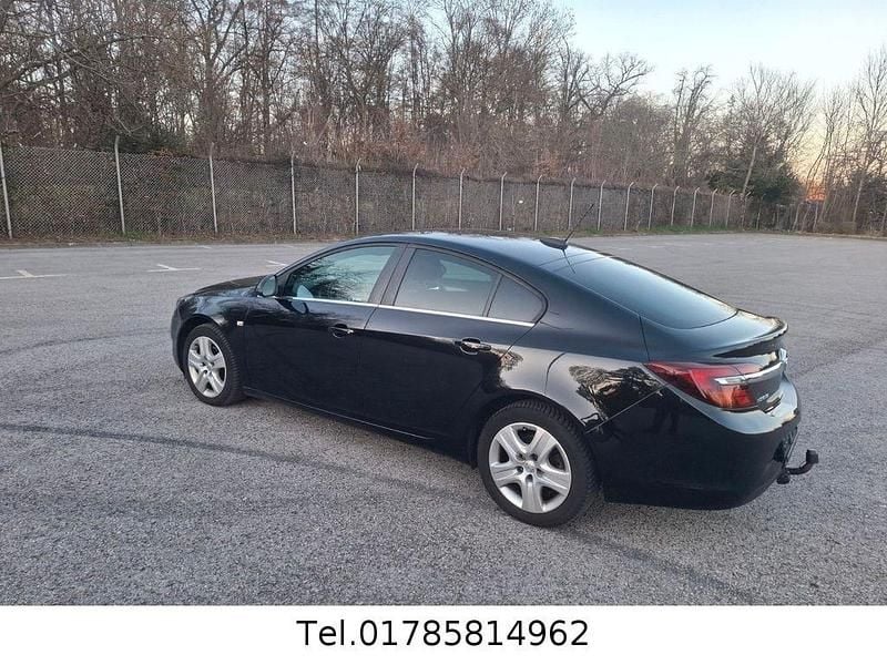 Gebraucht Opel Insignia Edition 136 PS (100 kW) 2016 Schwarz Limousine