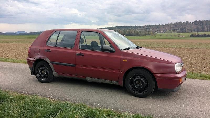 Gebraucht VW Golf III 75 PS (55 kW) 1997 Rot Kleinwagen