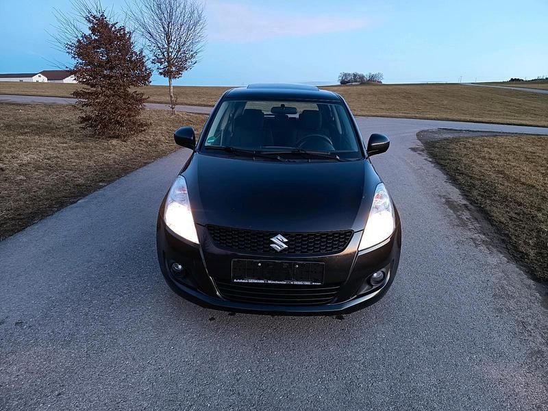 Gebraucht Suzuki Swift Comfort 94 PS (69 kW) 2010 Schwarz Kleinwagen