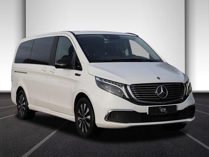 Gebraucht Mercedes EQV300 150 kW (204 PS) 2022 Weiß Van / Kleinbus
