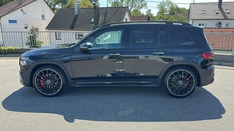 Gebraucht Mercedes GLB35 AMG 306 PS (225 kW) 2025 Schwarz SUV