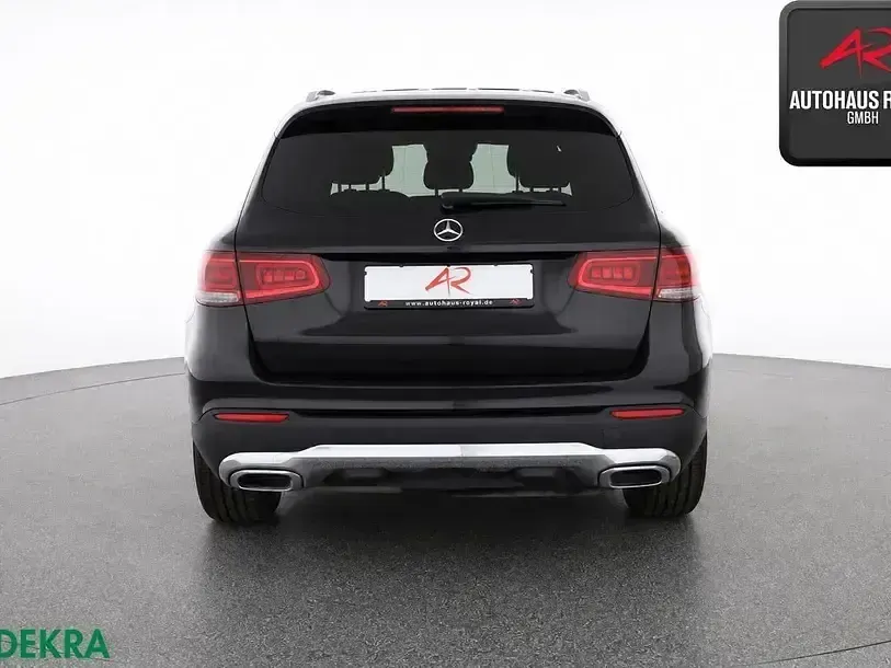 Gebraucht Mercedes GLC300 245 PS (180 kW) 2022 Schwarz SUV
