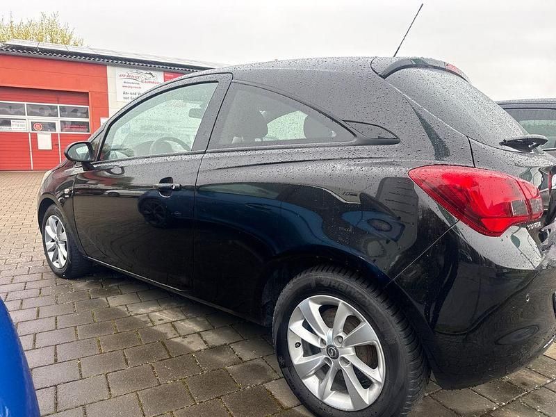 Używany Opel Corsa Active 90 KM (66 kW) 2017 Czarny Hatchback