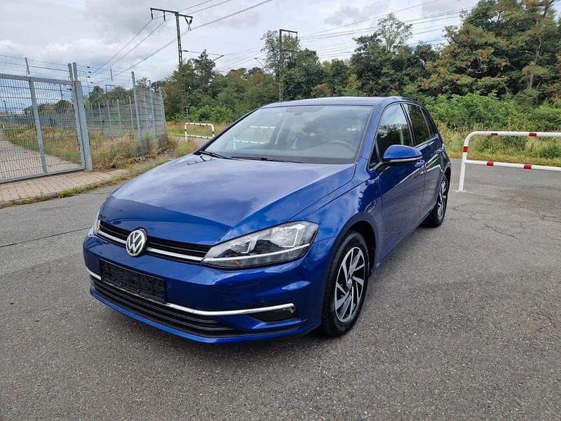 Blau Gebraucht 2018 VW Golf VII Join Limousine | 13.090 € (Fairer Preis) - Bild 1/4