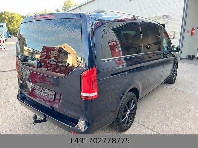 Gebraucht Mercedes V250 190 PS (139 kW) 2018 Blau Van / Kleinbus