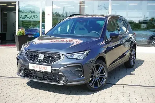 Neu Seat Arona FR 150 PS (110 kW) 2026 Schwarz SUV