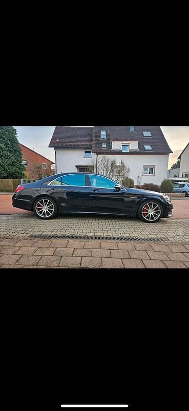 Blau Gebraucht 2014 Mercedes S63 AMG AMG Limousine | 37.999 € - Bild 1/4