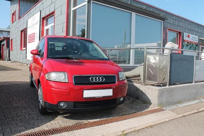 Gebraucht Audi A2 110 PS (80 kW) 2003 Rot Kleinwagen