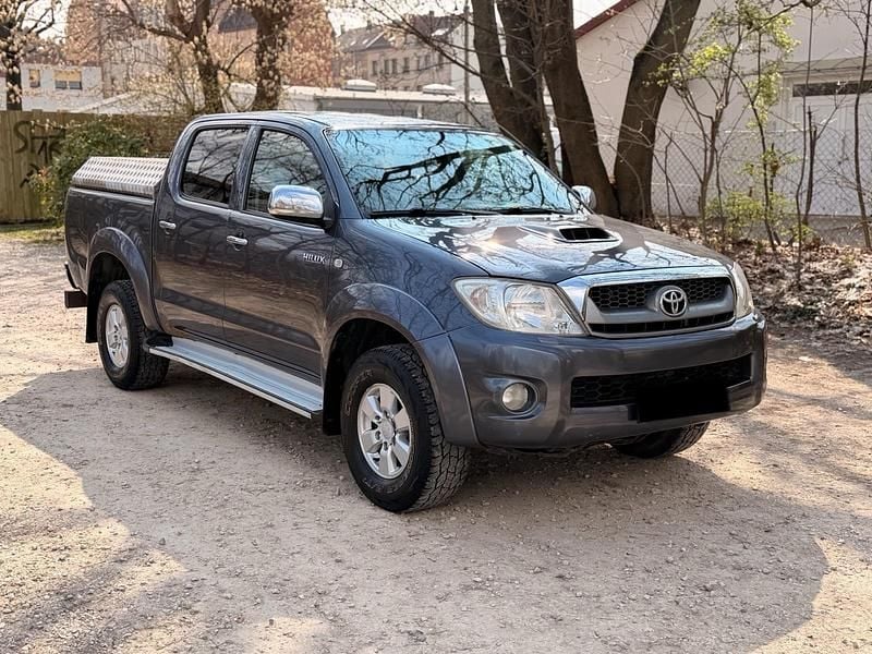 Gebraucht Toyota HiLux 171 PS (125 kW) 2011 Grau Pickup