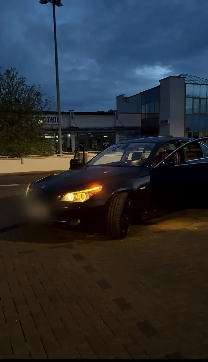 Gebraucht BMW 523 200 PS (147 kW) 2007 Schwarz Limousine