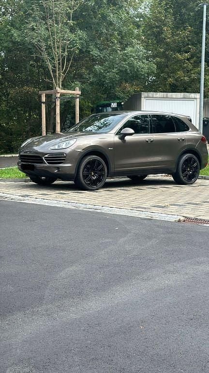 Gebraucht Porsche Cayenne 245 PS (180 kW) 2011 Braun SUV