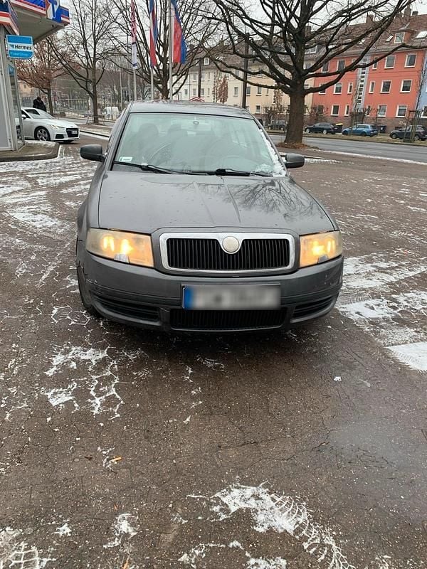 Gebraucht 2004 Skoda Superb Limousine | 1.200 € (Superpreis) - Bild 1/4