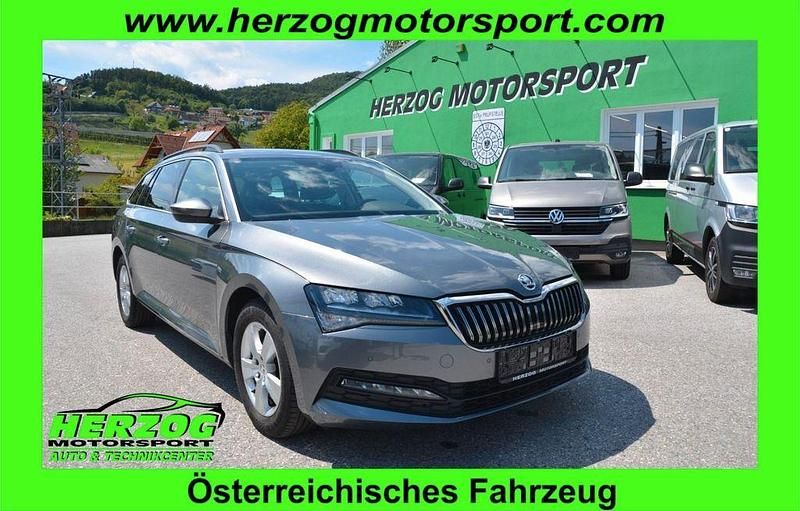Gebraucht Skoda Superb 150 PS (110 kW) 2021 Grau Kombi