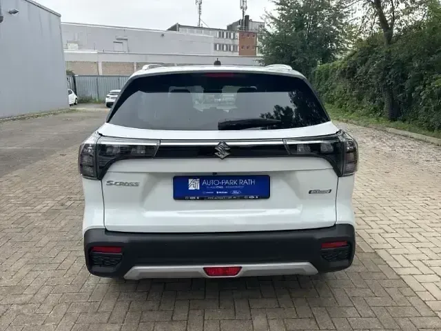 Neu Suzuki SX4 S-Cross Comfort 2026 Weiss SUV