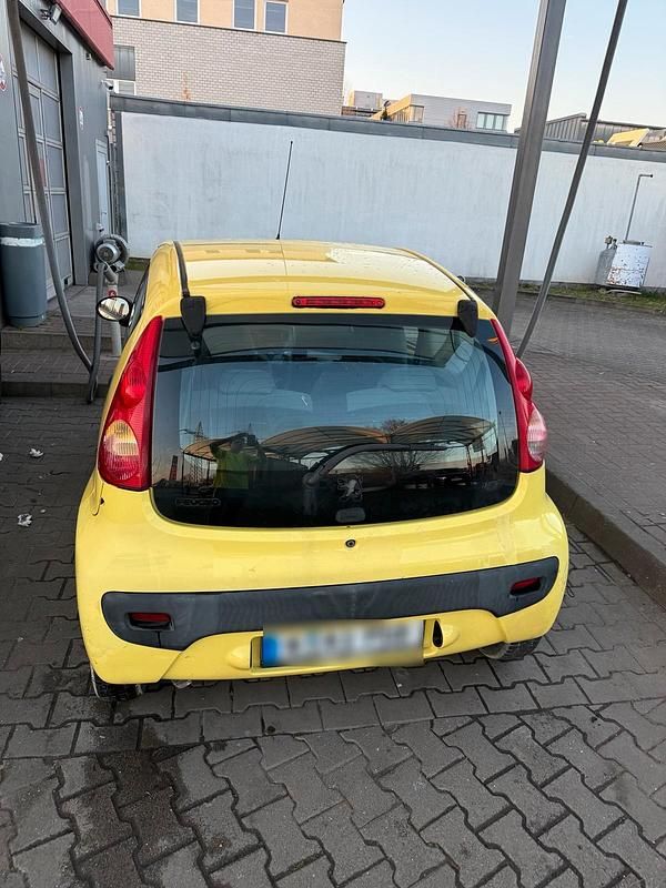 Gebraucht Peugeot 107 68 PS (50 kW) 2007 Kleinwagen