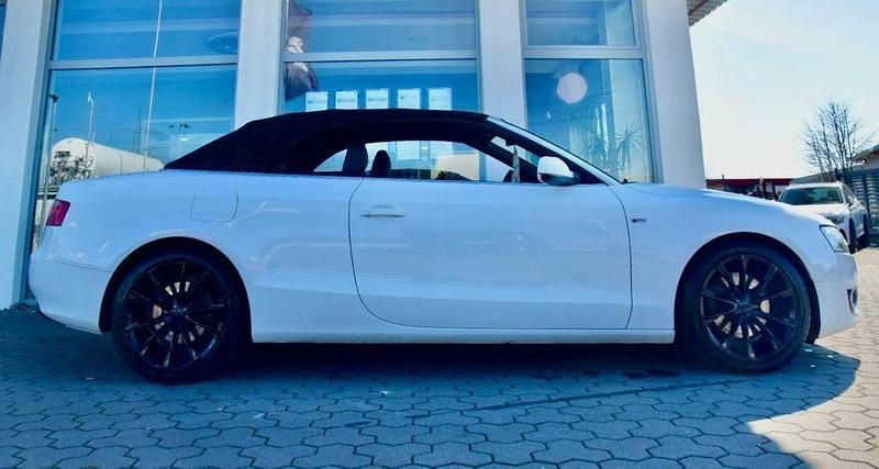 Gebraucht Audi A5 Cabriolet S-Line 160 PS (117 kW) 2010 Weiß Cabrio