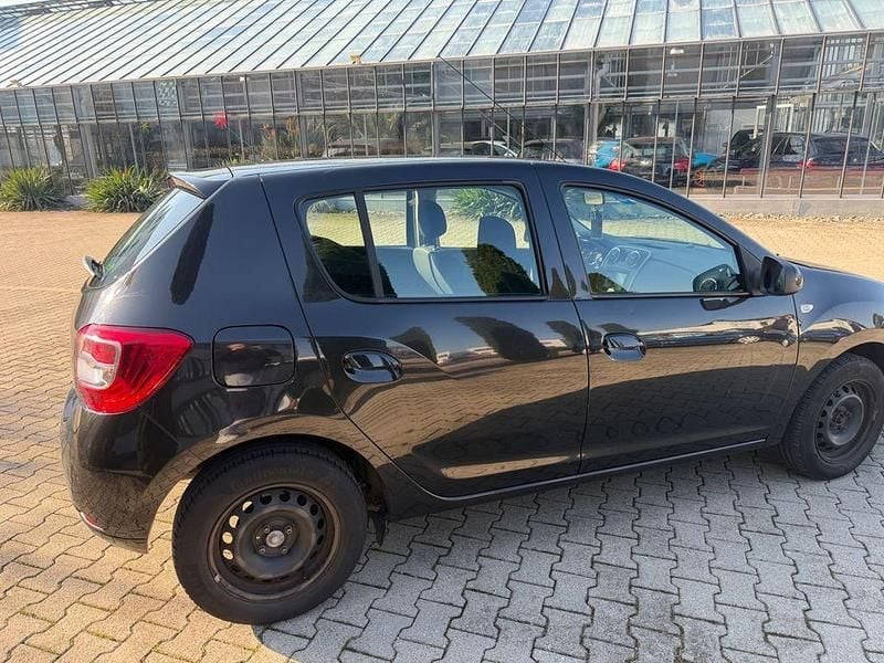 Gebraucht Dacia Sandero Lauréate 90 PS (66 kW) 2012 Schwarz Limousine