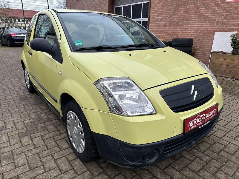 Gelb Gebraucht 2006 Citroën C2 Advance Kleinwagen | 1.690 € (Fairer Preis) - Bild 1/4