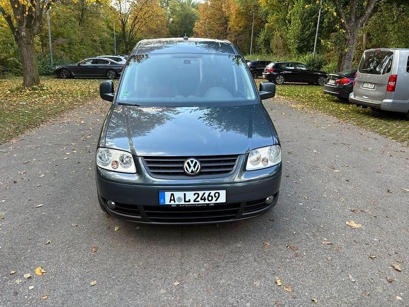 Gebraucht VW Caddy Maxi 140 PS (102 kW) 2008 Grau Van / Kleinbus