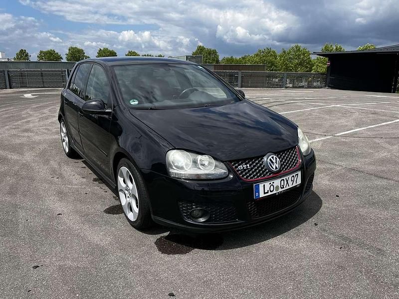 Schwarz Gebraucht 2005 VW Golf IV GTI Kleinwagen | 4.500 € (Fairer Preis) - Bild 1/4