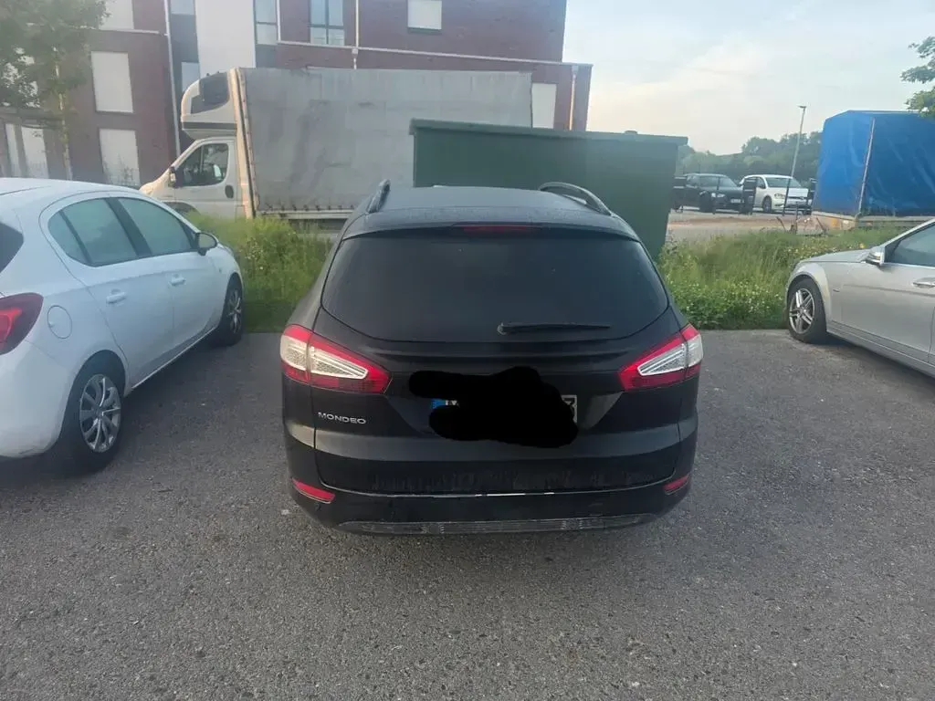 Gebraucht Ford Mondeo Trend 116 PS (85 kW) 2011 Schwarz Limousine