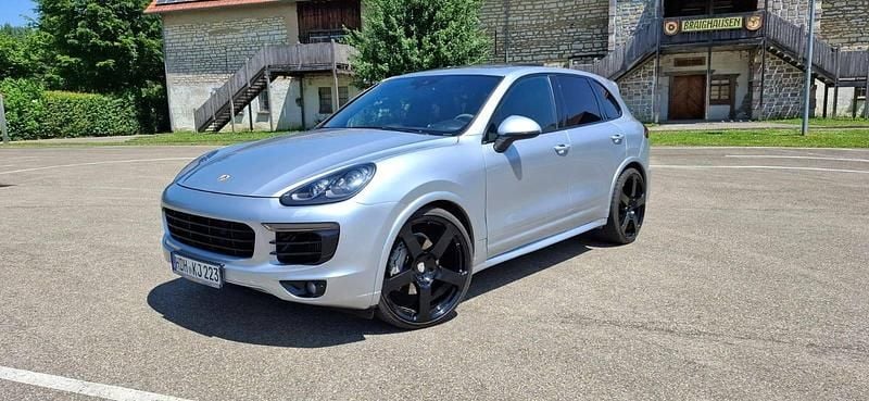 Gebraucht Porsche Cayenne S 385 PS (283 kW) 2016 Silber SUV