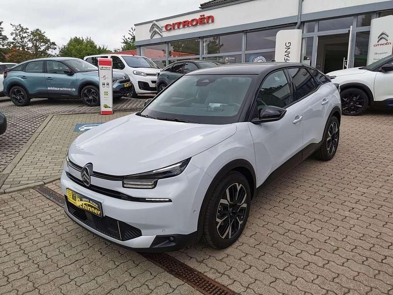 Weiß Gebraucht 2025 Citroën C4 PureTech Limousine | 30.100 € - Bild 1/3