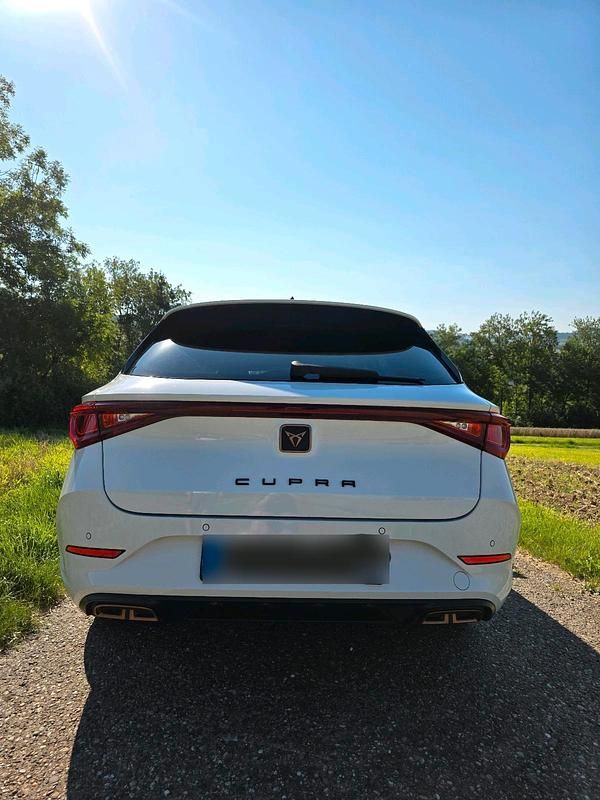 Gebraucht Cupra Leon 245 PS (180 kW) 2021 Weiß Kombi