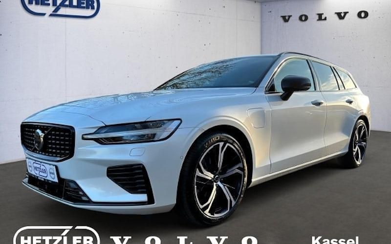 Weiß Gebraucht 2025 Volvo V60 Plus Kombi | 75.860 € - Bild 1/4