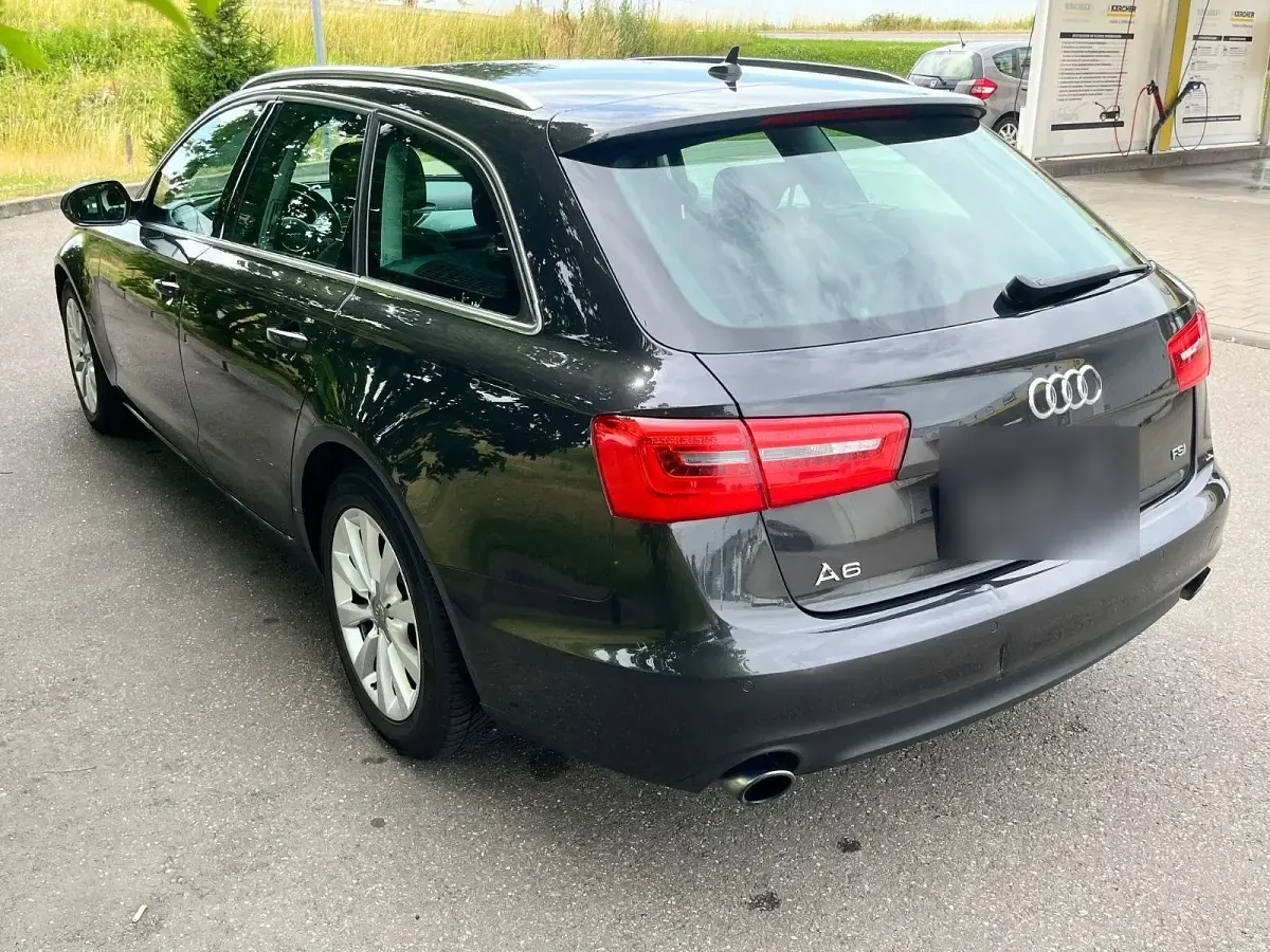 Gebraucht Audi A6 204 PS (150 kW) 2011 Grau Kombi