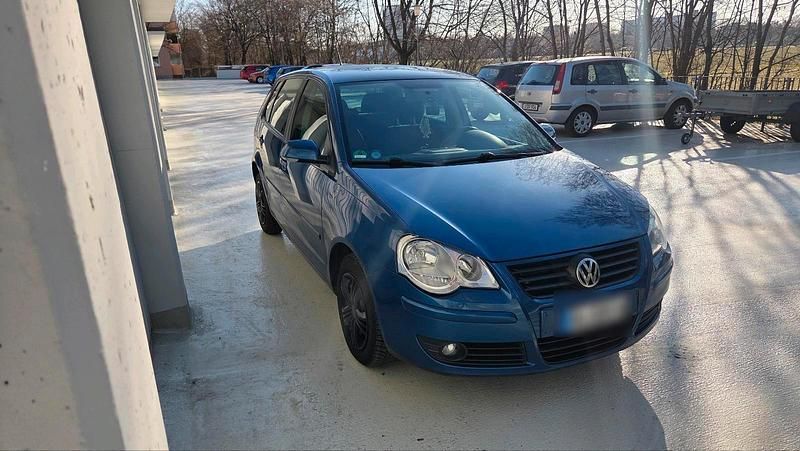 Gebraucht VW Polo 69 PS (50 kW) 2009 Blau Kleinwagen