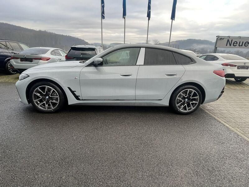 Neu BMW 420 M Sport 184 PS (135 kW) 2026 M brooklyn grau metallic Coupé