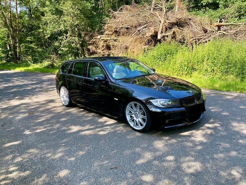 Gebraucht BMW 330 Shadowline 272 PS (200 kW) 2007 Schwarz Kombi