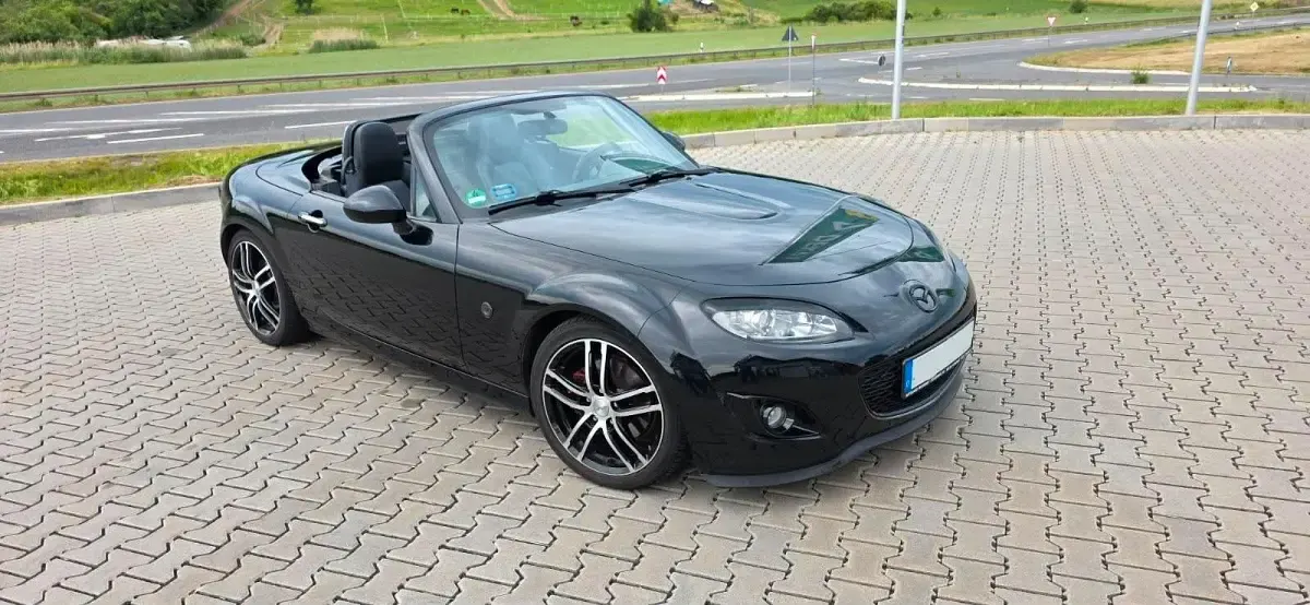 Gebraucht Mazda MX5 126 PS (92 kW) 2012 Schwarz Cabrio