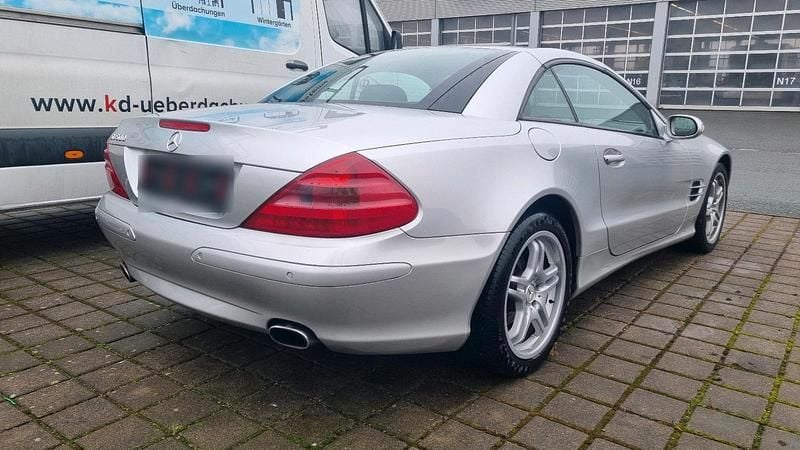 Gebraucht Mercedes SL500 306 PS (225 kW) 2003 Silber Cabrio
