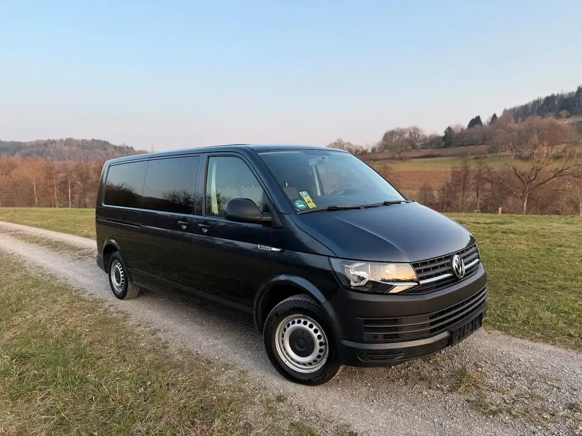 Używany VW Transporter 150 KM (110 kW) 2019 Niebieski Van