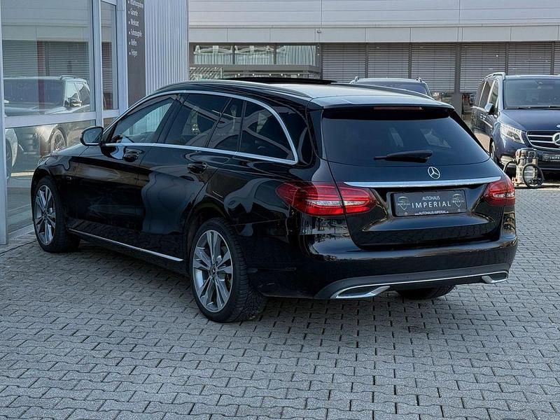 Gebraucht Mercedes C300e 306 PS (225 kW) 2020 Schwarz Limousine