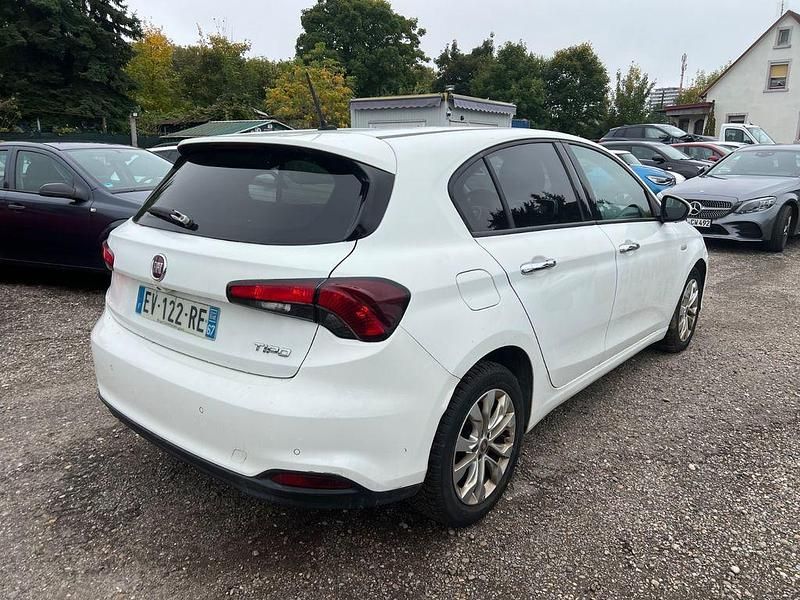 Gebraucht Fiat Tipo 95 PS (69 kW) 2018 Weiß Limousine