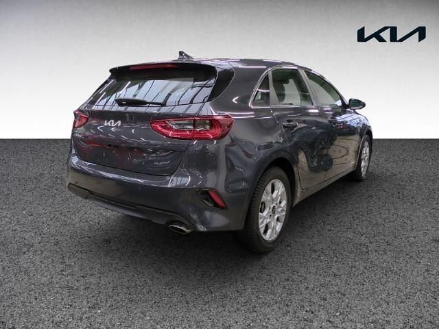 Gebraucht Kia Ceed Vision 140 PS (102 kW) 2025 H8g) pentametal met. (grau Kleinwagen